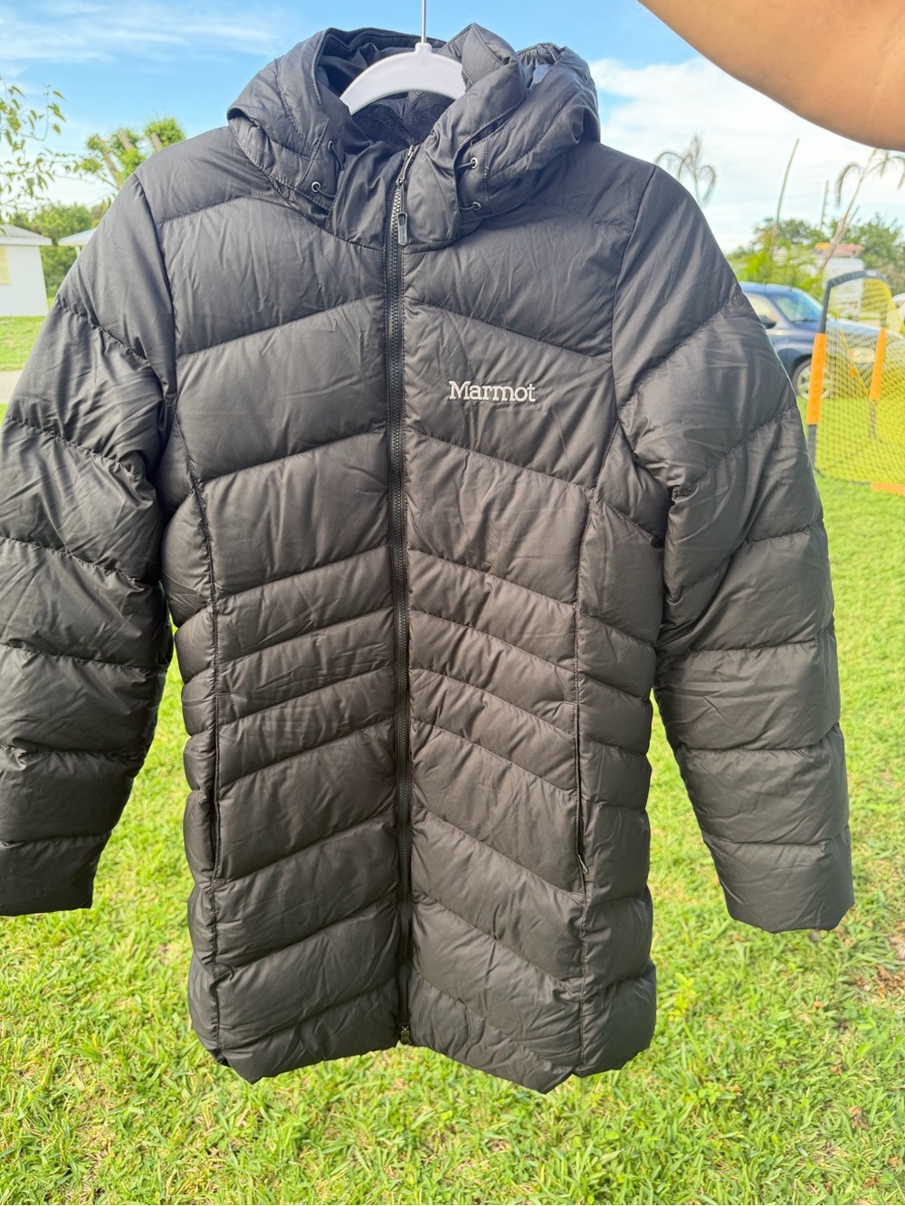 Marmot women’s Hooded Black Insulated Puffer Coat